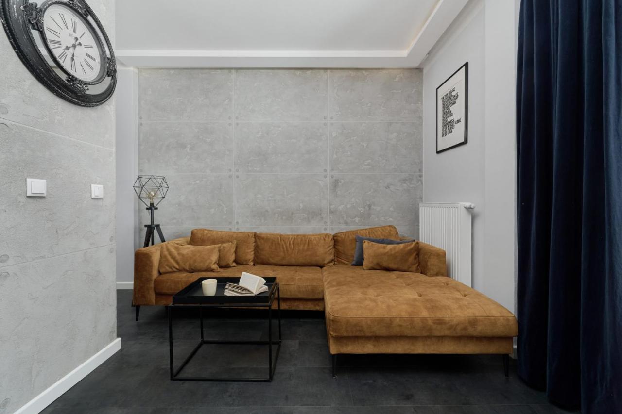 Stylish Kosciuszki Apartaments Near The Market Square With Free Garage Wroclaw By Noclegi Renters Ngoại thất bức ảnh