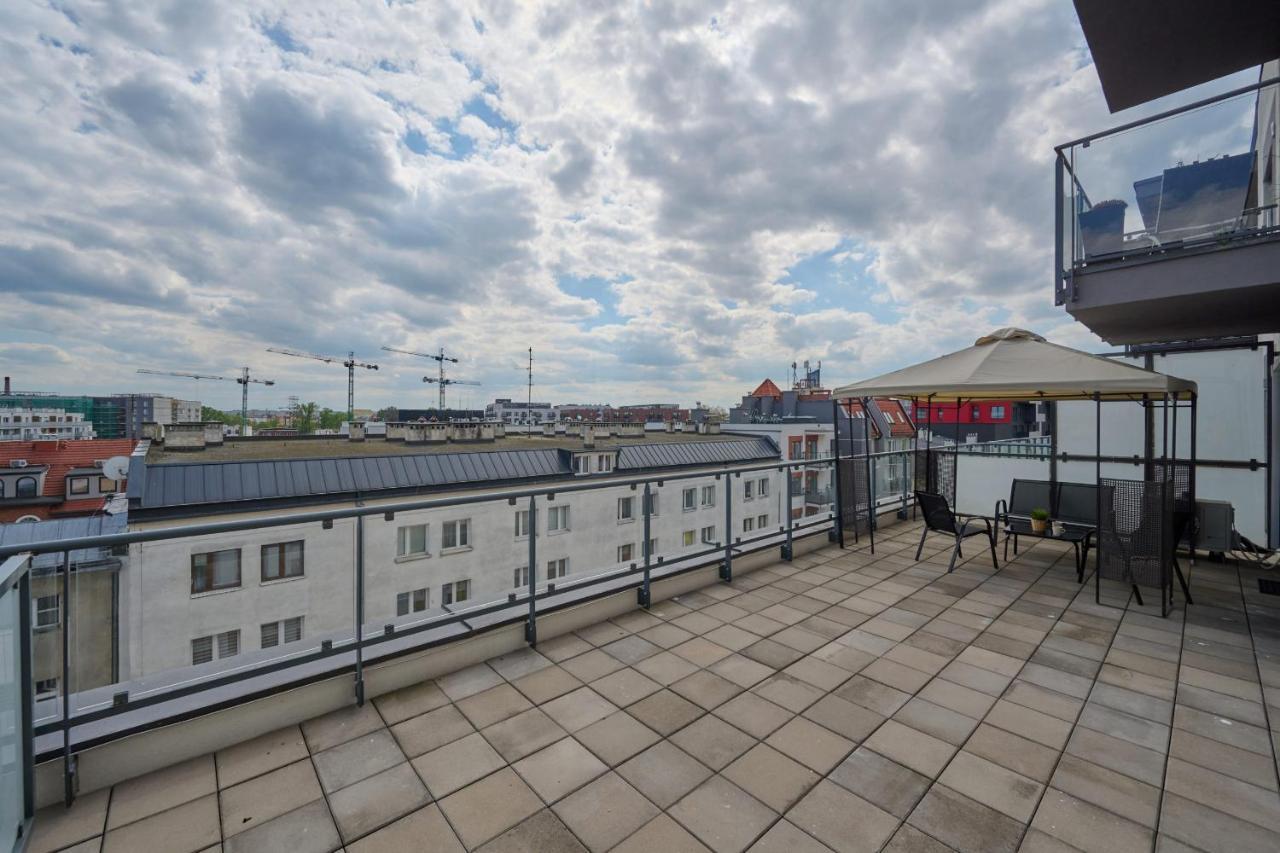 Stylish Kosciuszki Apartaments Near The Market Square With Free Garage Wroclaw By Noclegi Renters Ngoại thất bức ảnh