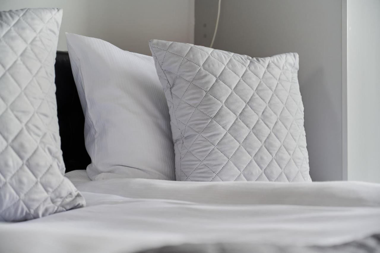 Stylish Kosciuszki Apartaments Near The Market Square With Free Garage Wroclaw By Noclegi Renters Ngoại thất bức ảnh
