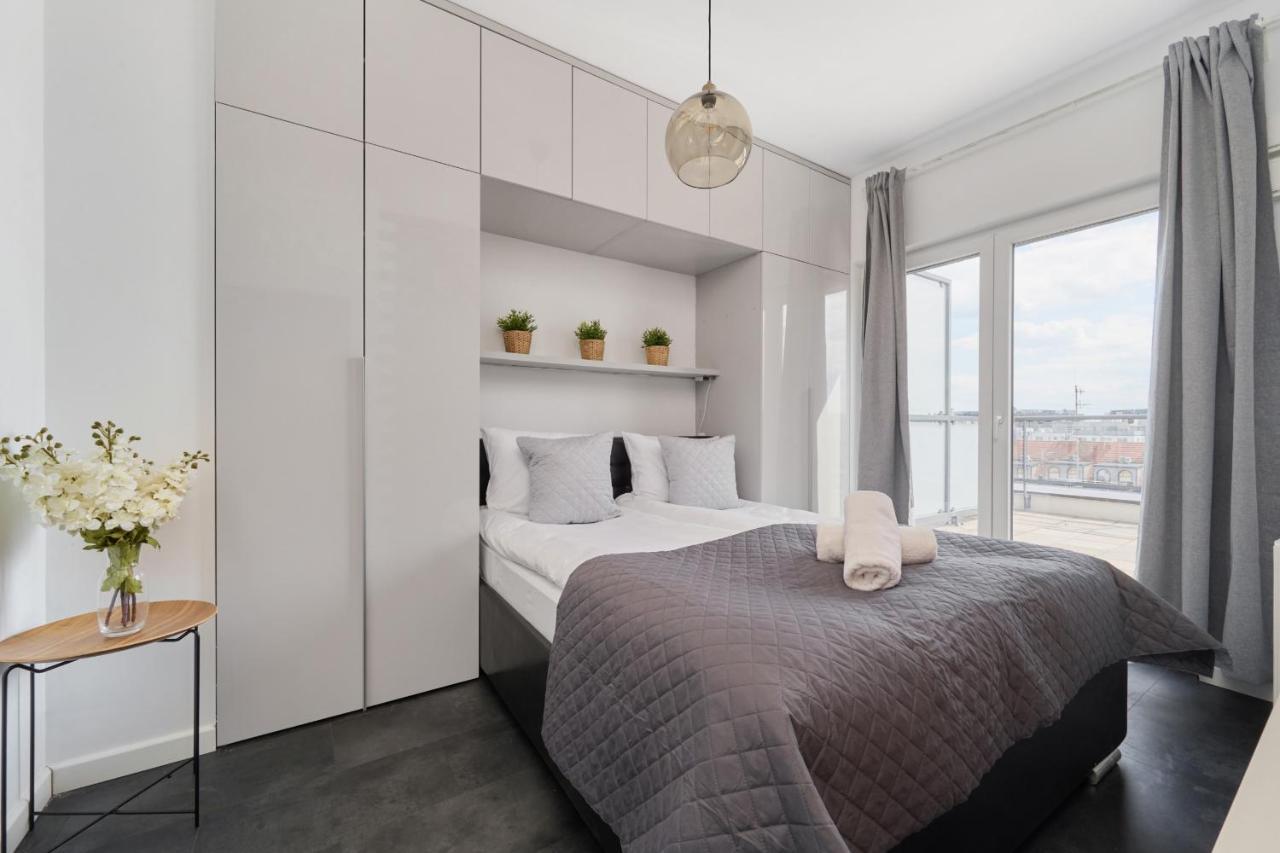 Stylish Kosciuszki Apartaments Near The Market Square With Free Garage Wroclaw By Noclegi Renters Ngoại thất bức ảnh