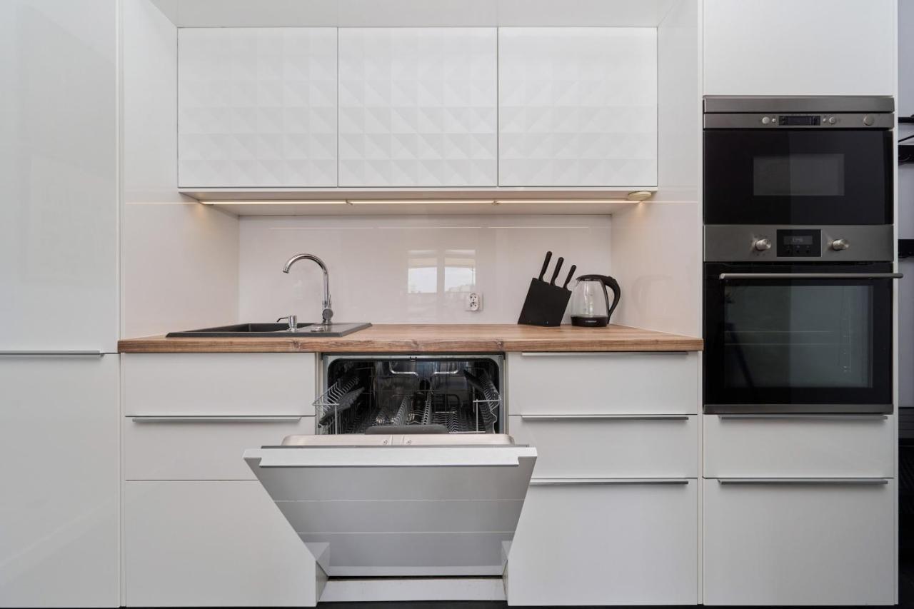 Stylish Kosciuszki Apartaments Near The Market Square With Free Garage Wroclaw By Noclegi Renters Ngoại thất bức ảnh