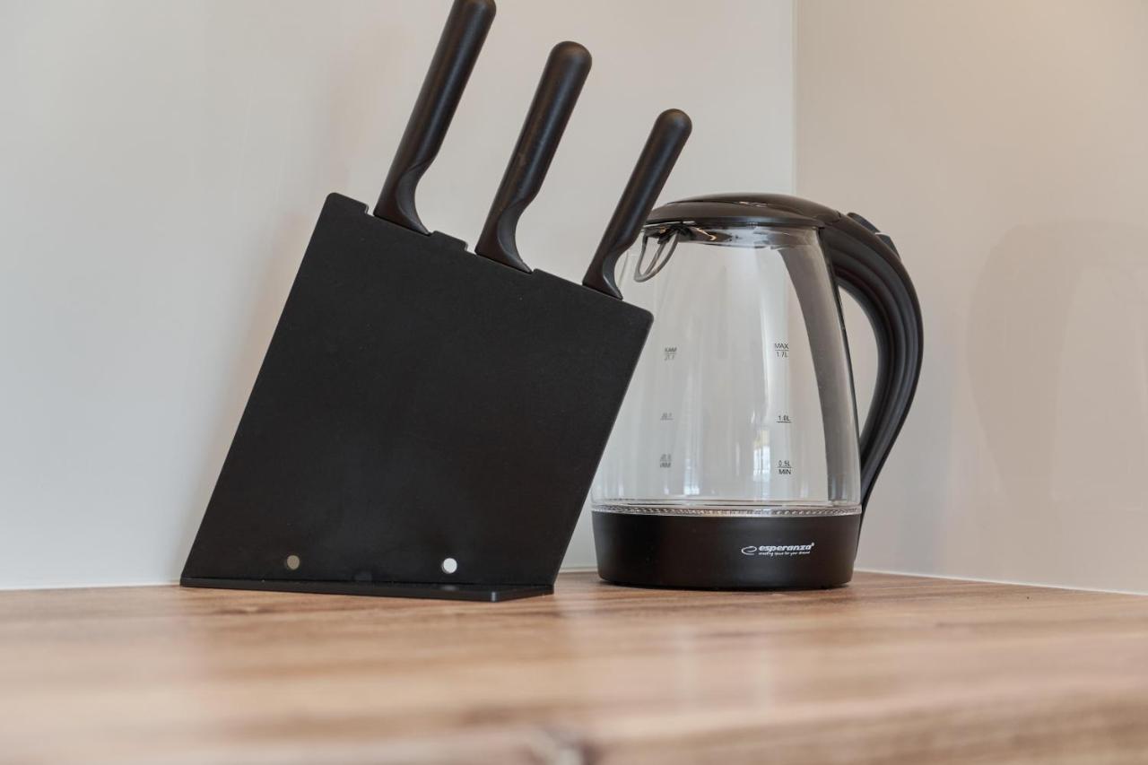 Stylish Kosciuszki Apartaments Near The Market Square With Free Garage Wroclaw By Noclegi Renters Ngoại thất bức ảnh