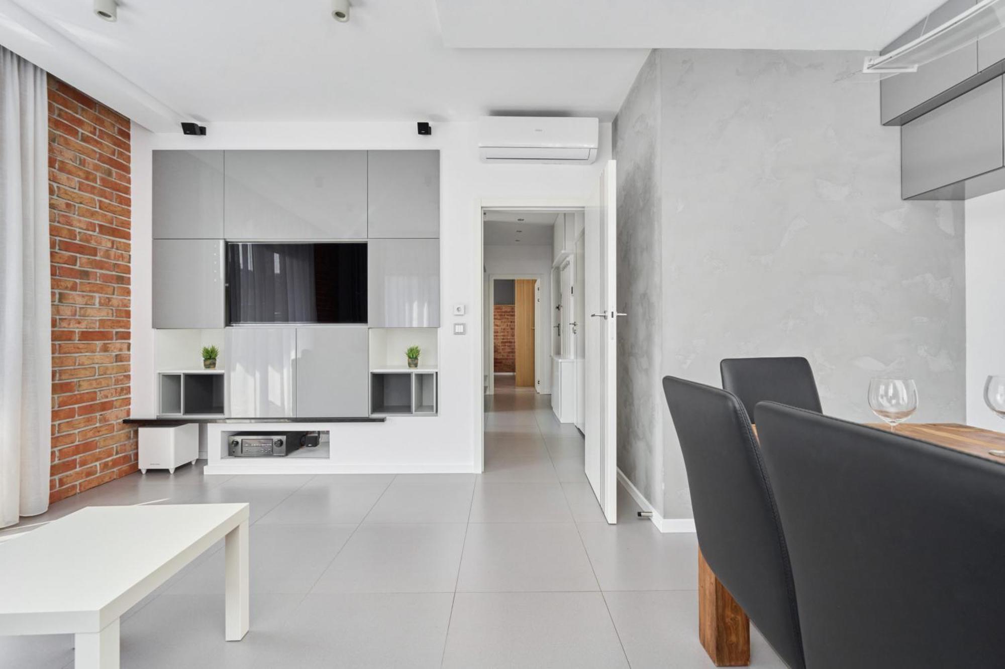 Stylish Kosciuszki Apartaments Near The Market Square With Free Garage Wroclaw By Noclegi Renters Ngoại thất bức ảnh