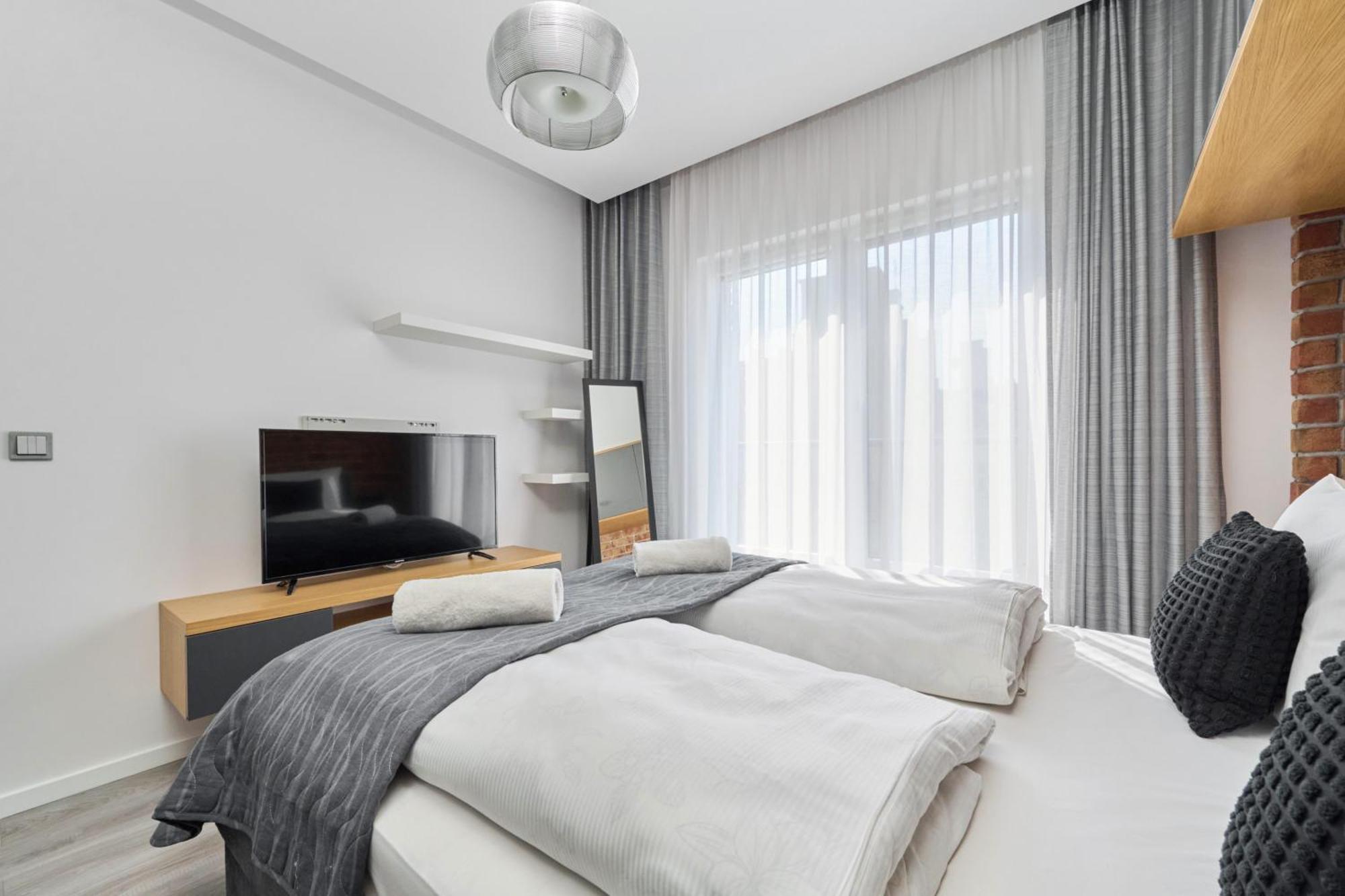 Stylish Kosciuszki Apartaments Near The Market Square With Free Garage Wroclaw By Noclegi Renters Ngoại thất bức ảnh
